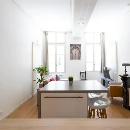 Apartamento Magnifique 2 Pieces - Plein Centre - Tram 1 Min Montpellier