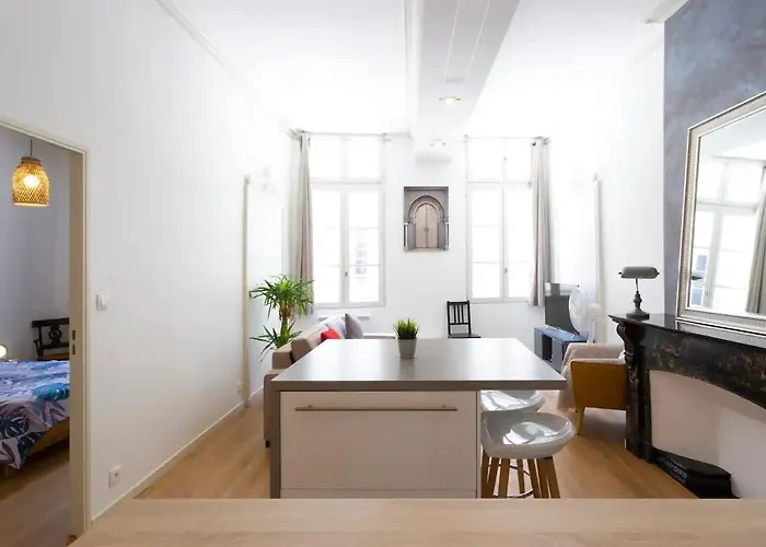 Appartamento Magnifique 2 Pièces - Plein Centre - Tram 1 Min Montpellier